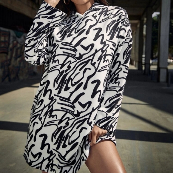 SHEIN Dresses & Skirts - SHEIN Drop Shoulder Hooded All Over Print Sweatshirt Dress